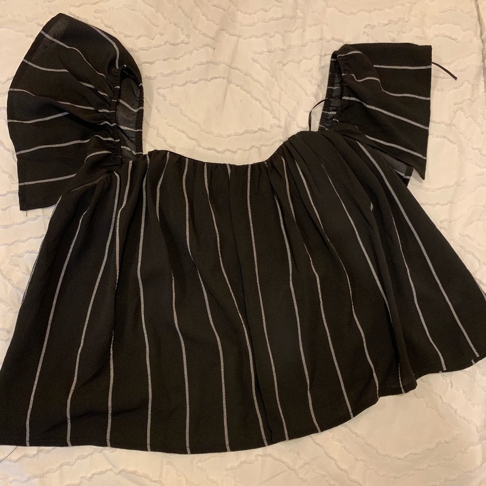 Laura’s Boutique Adorable Stripped Shirt